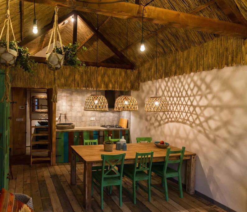 Balistyle Guesthouse Incl Hottub Near Amsterdam And Haarlem เวลเซน-เซิด ภายนอก รูปภาพ
