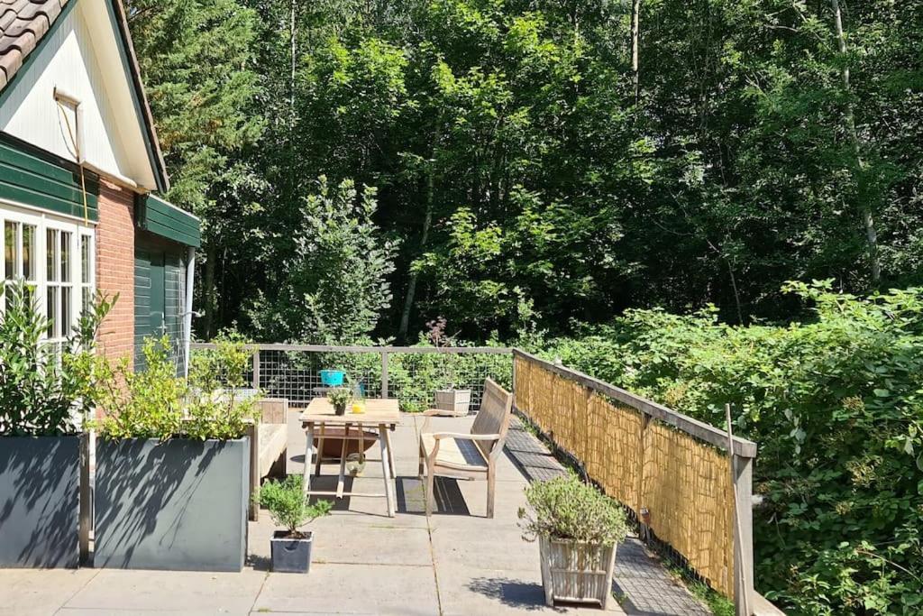 Balistyle Guesthouse Incl Hottub Near Amsterdam And Haarlem เวลเซน-เซิด ภายนอก รูปภาพ