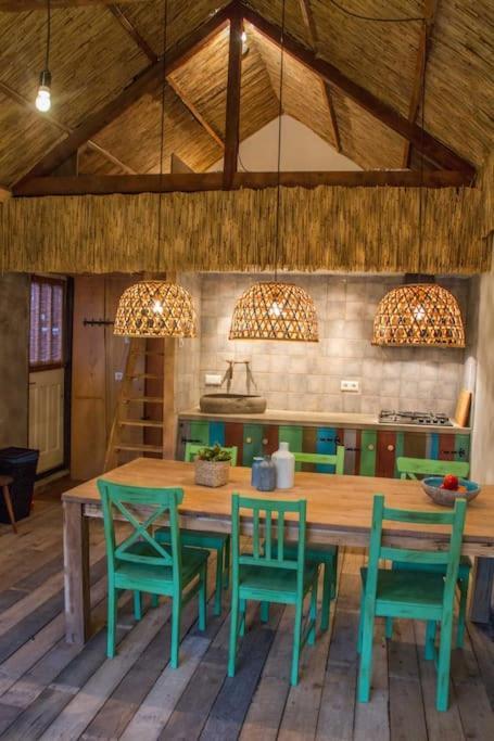 Balistyle Guesthouse Incl Hottub Near Amsterdam And Haarlem เวลเซน-เซิด ภายนอก รูปภาพ